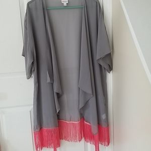 Lularoe Monroe Gray Kimono Pink Fringe Large